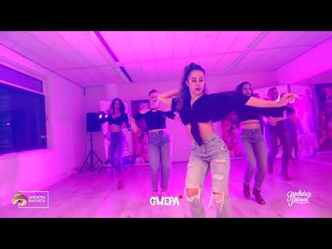 Raquel Smooth Bachata| Bachata Passion Ladies | bachata challenge AYÚDAME