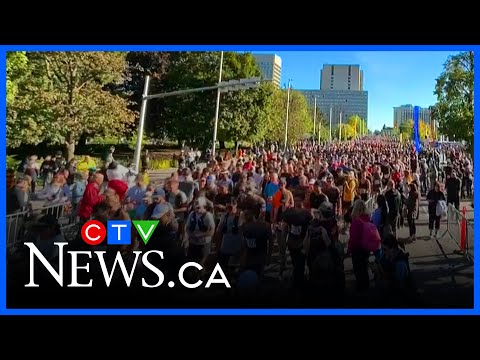 Thousands take part in Canada Army Run