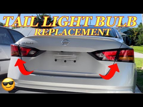 NISSAN ALTIMA TAILLIGHT BULB REPLACEMENT - How to Remove the Taillight to Replace Bulbs