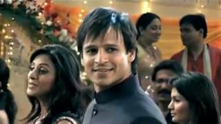 Behind The Scenes: Vivek Oberoi's ad shoot for Donear Suitings