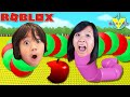 Ryan is a WORM in Roblox! Ryan Vs Mommy! Let's Play Roblox WORMFACE with Ryan's Mommy!!