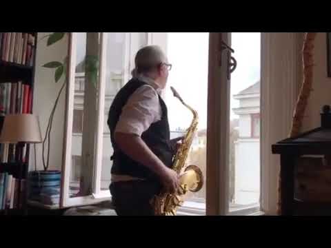 "Über Musik zu sprechen ist wie zu Architektur zu tanzen." (Steve Martin)