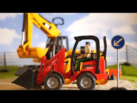 Bruder Schaeffer Compact Loader 2630 in action