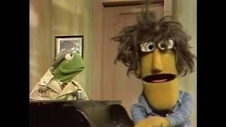 Sesame Street - News Flash - Don Music writes the alphabet song (HQ)