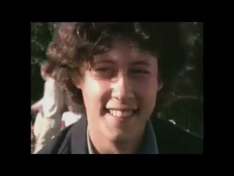 Arlo Guthrie - excellent British interview (1974)