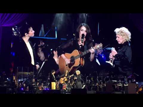 Elisa, Carmen Consoli e Ornella Vanoni - Io So Che Ti Amerò (Arena di Verona 2017)