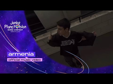 VÁCHE Music Video