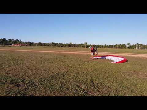 Decolagem, Piloto Silvio com motor 4 tempos e asa Osone Free Rider...