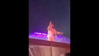 Drake one dance live at manchester