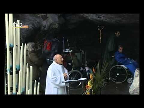 Chapelet à Lourdes
