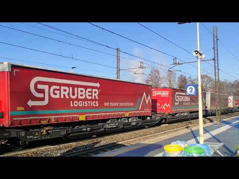 E186.102 Railpool+ E193.278 "Say Yes to Europe" TX logistik in transito a cucciago