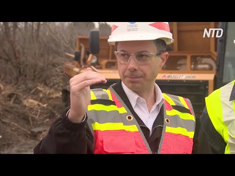 Pete Buttigieg Visits Ohio Train Derailment Site