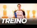 With Pedro And Rossi Receiving Awards Flamengo Trains Hard To Face Vitória