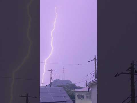 雷雨の距離:これは稲妻と雷によって明らかになります