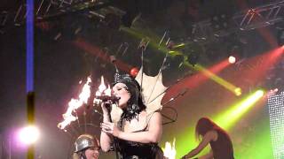 Burn to a Cinder - Epica - Live in Flames @ Metal Female Voices Fest 7 (HD)