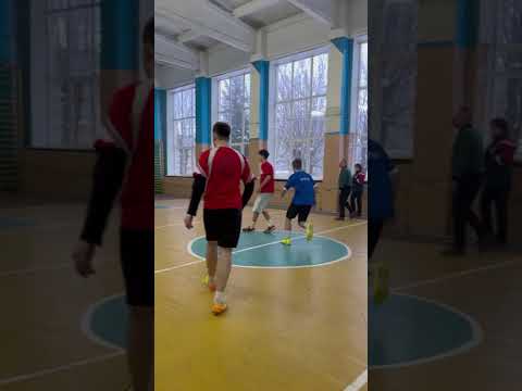 Чем занять подростков в свободное время? Лучшее решение - спорт