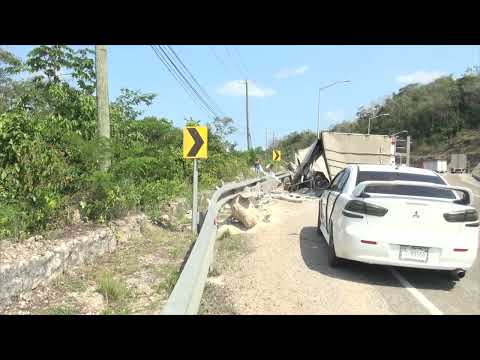 Guatemalan Truck Driver Escapes Serious Injury in Highway Accident