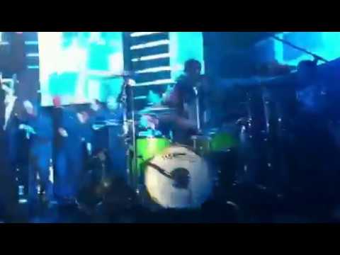 Steve Aoki, Linkin Park and Travis Barker performs A Light