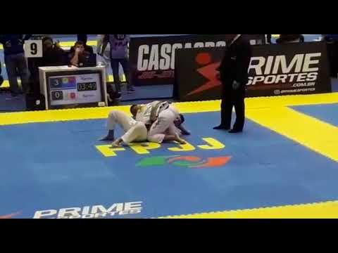 FPJJ categoria faixa preta master 1 peso leve até 76 kls