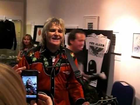 Mike Peters - Walk Forever By My Side - Waterside Arts Centre, Sale 20/10/2012