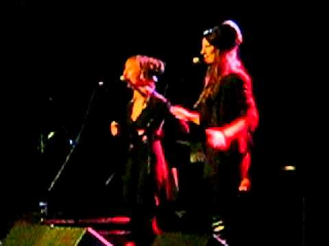Valerie - Amy Winehouse, By Quiet Nights  ( LIVE @ Dom omladine Beograd )