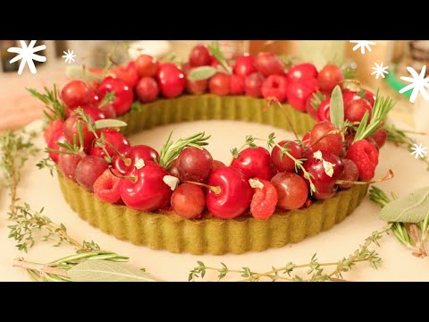 CHRISTMAS WREATH TART FROM SCRATCH | Holiday Dessert Recipe