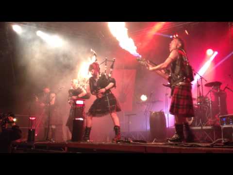 Triskell 2014 Trieste - Celtica Pipes rock - Thunderstruck