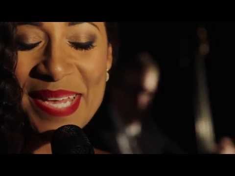 Andromeda Turre - Besame Mucho