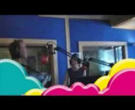 Paul Severs met "Zeg 'ns meisje" bij Q-music in de Foute 128