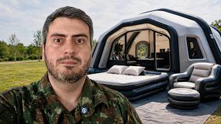 Passei a Noite em um Acampamento Inflável Futurista!