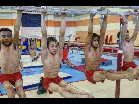 Upang mawala ang timbang sa paglipas ng 15 minuto sa 5 kg sa tahanan Fitness sa bahay kung paano upang linisin ang panig ng video
