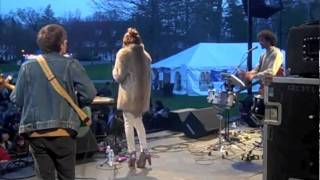 Twin Sister - All Around and Away We Go