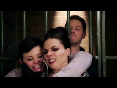 Once Upon A Time 4x10 - Evil Queen and Mary Margaret with David