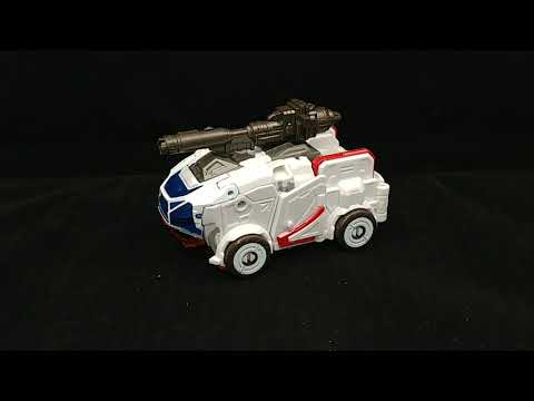 Chuck's Reviews Transformers Studio Series Bumblebee The Movie Ratchet