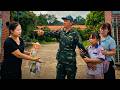 The Teacher Protects a Little Girl from Her Mother Until the Veteran Father Arrives