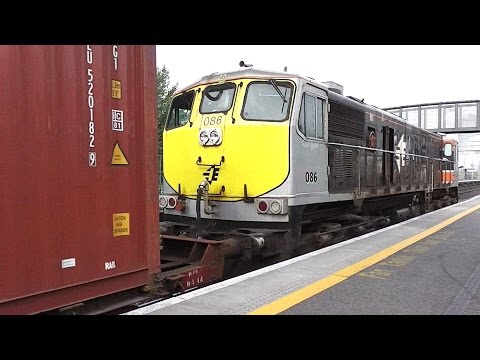 Irish Rail 071 Class Loco 086 + IWT Liner - Tullamore Station