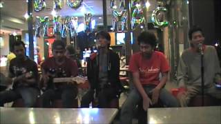 Download lagu Iwan Fals - Yakinlah by Odeos Band mp3