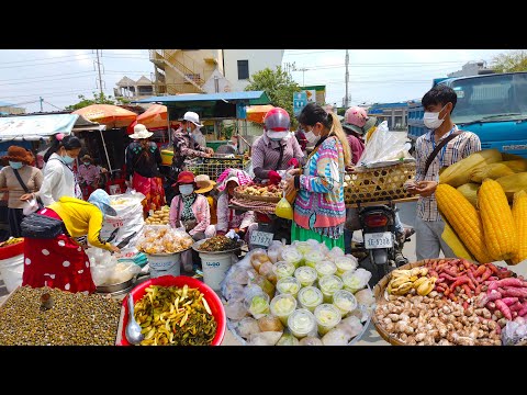 Various Fast Foods And Snacks For Sales At Lunch Time For Garment Workers - Street Food Tour