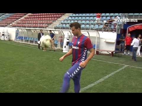 Borja Ekiza eta Dani Nieto aurkeztu ditu Eibarrek