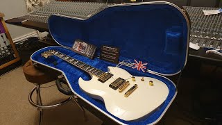 Video thumbnail for ESP LTD VIPER 1000 DELUXE WHITE GOLD HARDWARE GIBSON SG STYLE GUITAR UP CLOSE VIDEO REVIEW by Essex Recording Studios