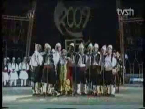 Lartë na ka hije Flamuri - Grupi i Bënçës F.F.K Gjirokastër 2009 (ndalohet kopjimi dhe ripublikimi)