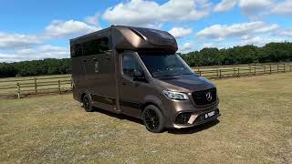 판매 중인 말 수송차 Mercedes-Benz Sprinter 319 AMG 2-paards paardenvrachtwagen - 이미지 4 | Autoline KR 말 수송차 Mercedes-Benz Sprinter 319 AMG 2-paards paardenvrachtwagen | 이미지 4 - Autoline