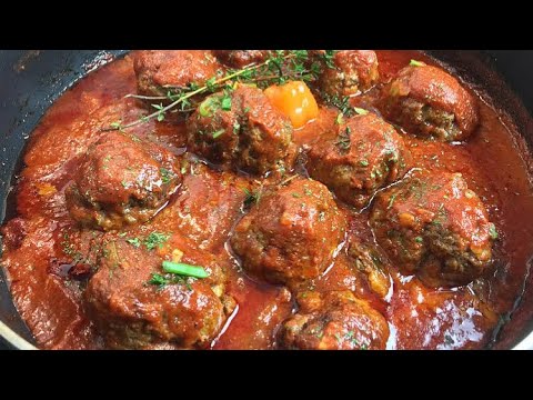 THE WORLD BEST JERK MEATBALLS | HOW TO MAKE MEATBALLS IN TOMATO SAUCE | SPICY FOOD