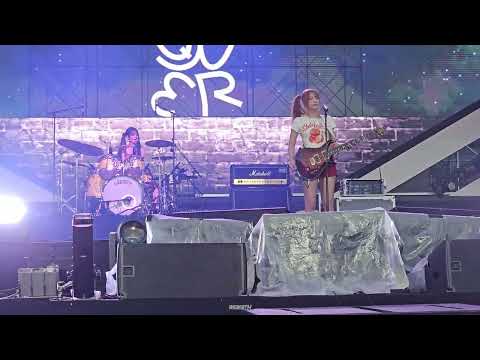 QWER 2026 Jumf 'BAD HABIT' 전주얼티밋뮤직페스티벌 260814 쵸단 시연 위주 직캠 4k by reBirth
