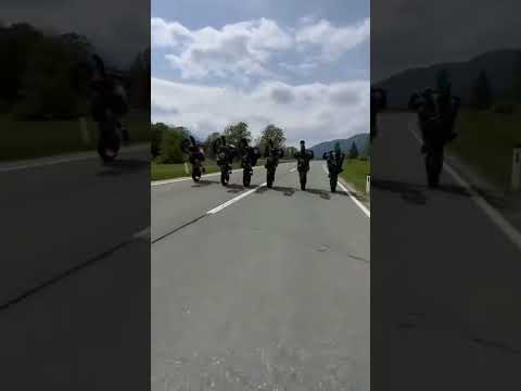  Whatsapp biker group