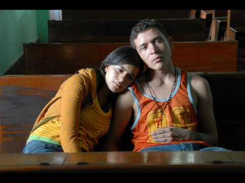 download lagu mp3 mp4 La Flaca De Las Coloradas, download lagu La Flaca De Las Coloradas gratis, unduh video klip La Flaca De Las Coloradas