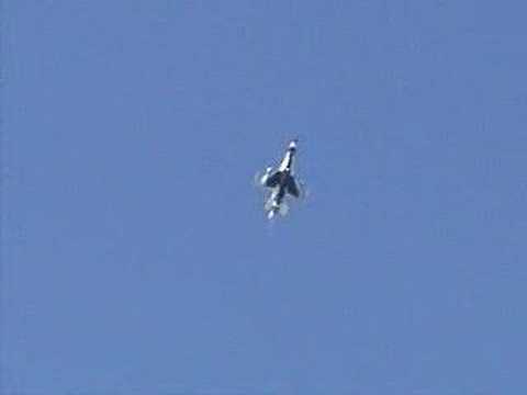 2006 Dover AFB Open House - Thunderbird Departure