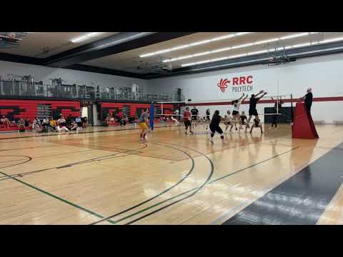 SmashQuest 2025 Grand Finals: Some Fat Cows vs Final Boss