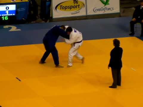 EC JUN 2011 81  BATUHAN Efemgil TUR FEREY MONDESIR Mewen FRA