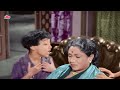बच्चे अपने दादी के लिए बड़े प्यार से य�